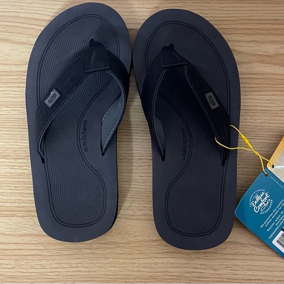Cobian Men's Flip-Flops Sandals 9 black‎ NWT - Picture 3 of 4